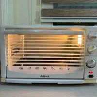 توستر ارشیا