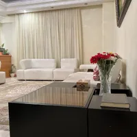 میزجلومبلی به همراه سه عدد میز عسلی|مبلمان خانگی و میز عسلی|تهران, ایران|دیوار
