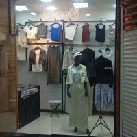 رگال تیله میز صندلی مانکن چوبکار لباس حراج