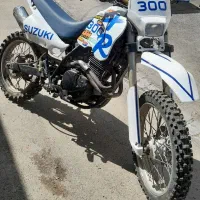 امیکو سوزوکی  xr ۳۰۰فابریک