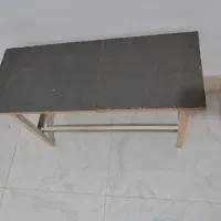 نیمکت چوبی