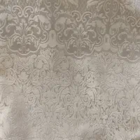 یک جفت دکور پرده مخمل پانچ شده آماده