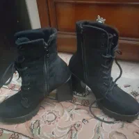 بوت با کیفیت با کتونی آل استار و کفش طبی و مجلسی