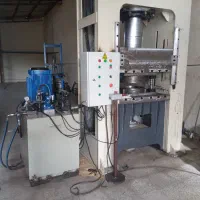 پرس کاری  ۳۰۰ تن