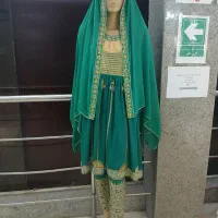 سلام انواع لباسهای مجلسی خلیجی وهندی بفروش میرسد