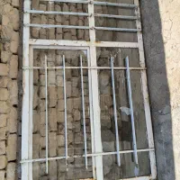 سلام یک پنجره‌ی اهنی