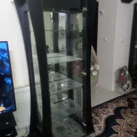 دوعدد گنجه ویترین