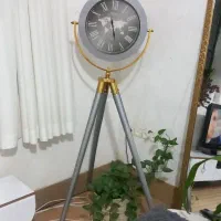ساعت ایستاده