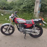 موتورسیکلت همتاز ۲۰۰