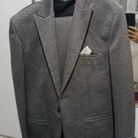 کت و شلوار فقط یبار به مدت ۳ ساعت پوشیده شده