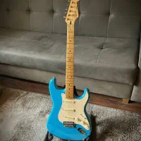 گیتار الکتریک fender-squier  ژاپن
