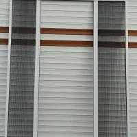 توری کشویی و رکلاژ  پنجره upvc
