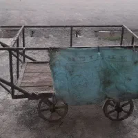 گاری چهار چرخ