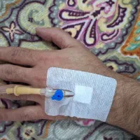 تزریقات،فصدخون درمان زخم بخیه و...۲۴ساعته درمنزل