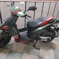 آپریلیا sr 150