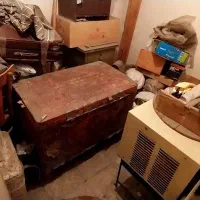 صندوق چوبی  بزرگ قدیمی