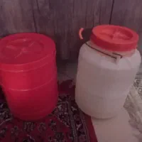 سطل وظروف اشپزخانه