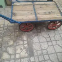 گاری چهارچرخ