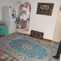 نیازبه یک خانم مجرب ومجرد برای نگهداری دارم