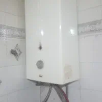 اسید شویی ابگرمکن دیواری