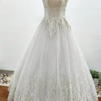 فروش تعدادی لباس عروس
