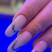خدمات سالنی کاشت ژل و آموزش صفر تا صد