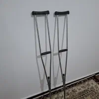 عصا زیر بغل