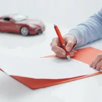 ثبت بیمه نامه معتبر و قانونی با تخفیف و اقساطی