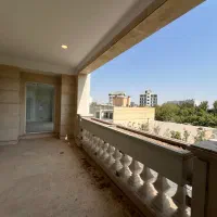 برج-باغ-زعفرانیه-380-متر-کلید-نخورده-40-متر-تراس