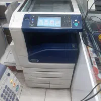 دستگاه زیراکس تمیز و در حال کار