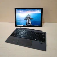 سورفیس pro4 فوق العاده نو و تمیز