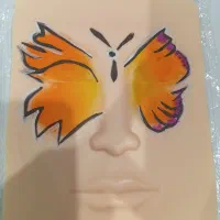 پرستاری کودک در منزل توسط خانم باتجربه و صبور