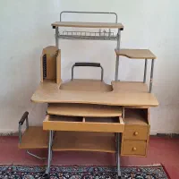 میز کامپیوتر
