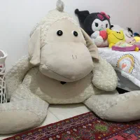 عروسک خیلی بزرگ