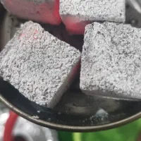 فروش عمده ذغال حبه ای درجه ۱  صددرصد کربن پسته