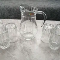 سرویس پارچ و لیوان دو دست شبیه هم