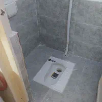 بنا دیوار چین و کاشی کاری چسبی دوغابی