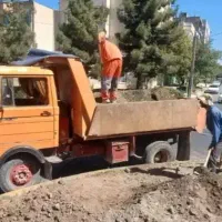 کامیون کمپرسی با راننده تک و خاور