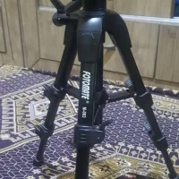 سه پایه دوربین