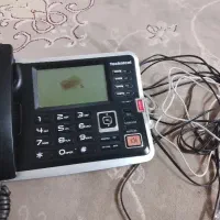 تلفن رو میزی