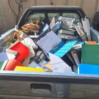 خریدارو فروشنده ضایعات آهن کتاب خورده ریز انباری