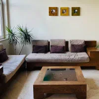 مبلمان چوبی و میز عسلی