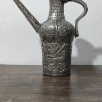 آفتابه مسی خیلی قدیمی قلم کاری شده با کیفیت