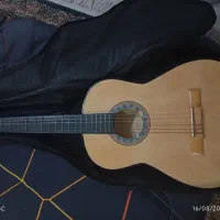 گیتار آموزشی