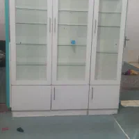 ویترین و طبقه