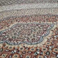 فرش گرد نقش ماهی