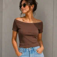 تیشرت یقه قایقی جذاب