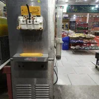 دستگاه بستنی
