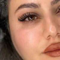 اکستنشن مژه کاشت مژه پاکسازی فشیال