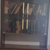 کتابخانه به همراه میز مطالعه ودراور سالم